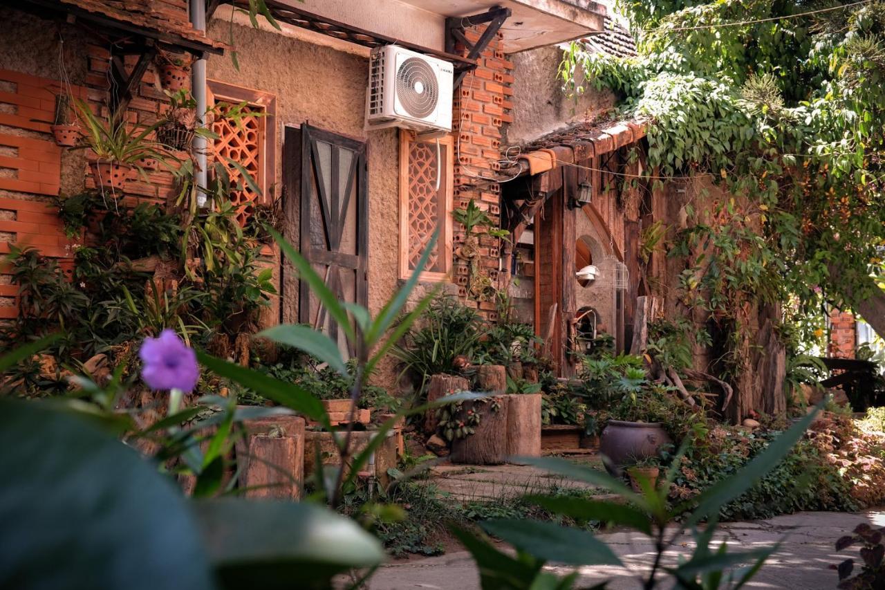 Y.O Inn Kon Tum Экстерьер фото