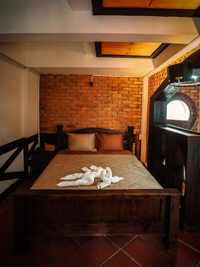 Y.O Inn Kon Tum Экстерьер фото